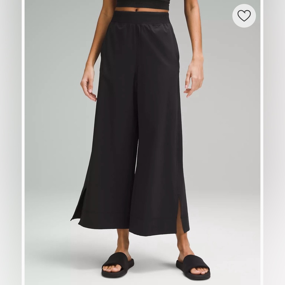 lululemon Stretch Woven HR WL Cropped Pant